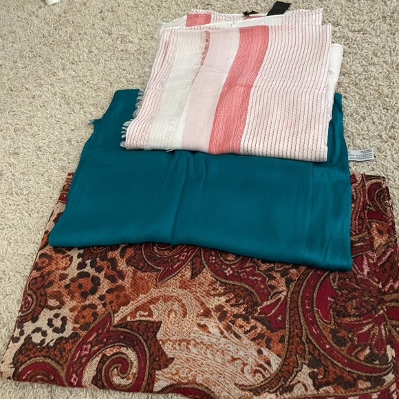 Gorgeous Scarves!!!! - Picture 4 of 4